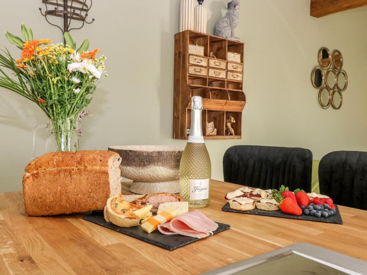 Snave Cottage Skipton Esterno foto